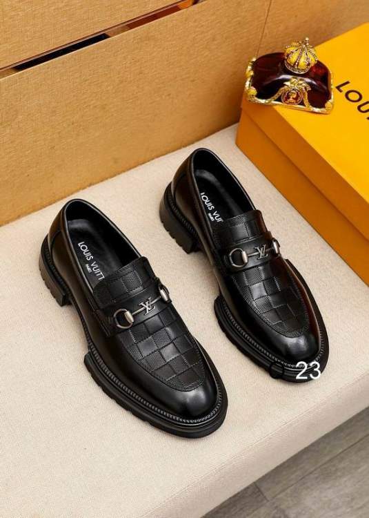Picture of Louis Vuitton Shoes _SKULVsz38-45HY012113163